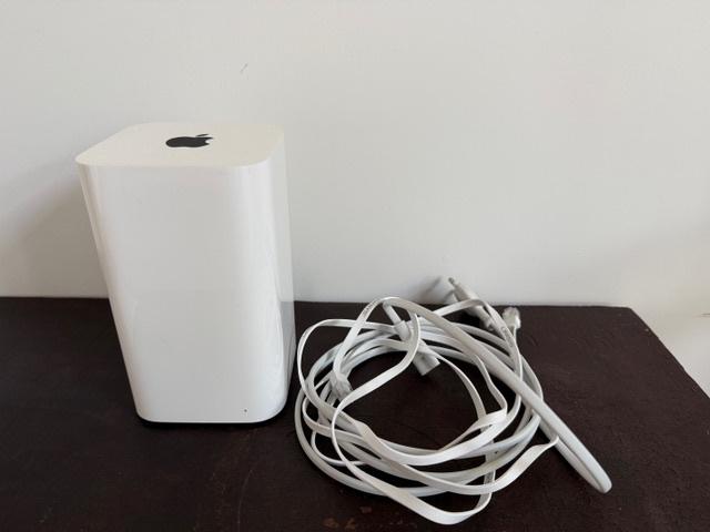 Apple Time Capsule, Ophalen, SSD, Zo goed als nieuw, Desktop