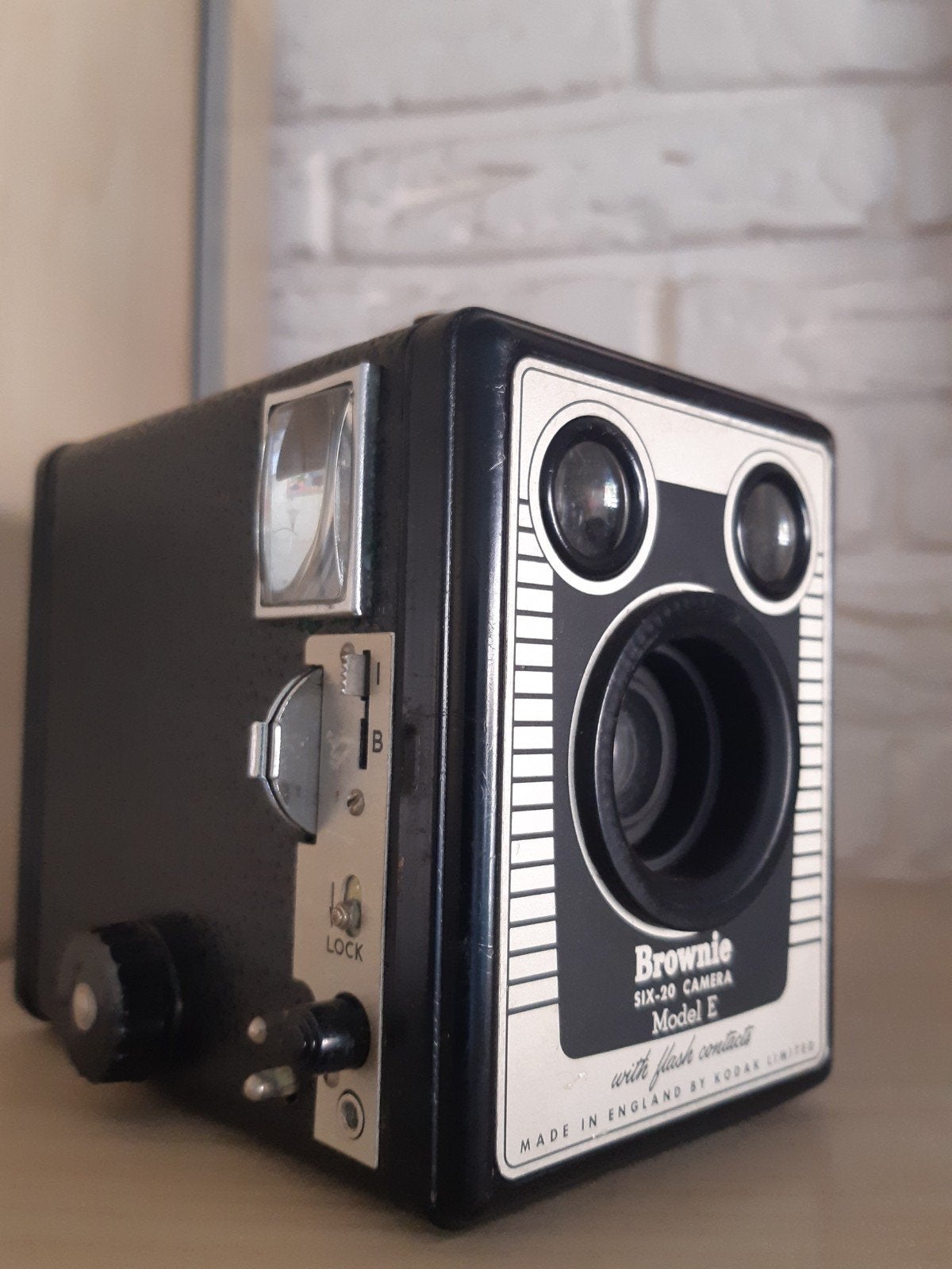 Vintage Kodak Brownie Six-20 Model E camera met tas, Ophalen of Verzenden, Gebruikt, Kodak
