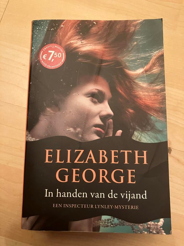 Elizabeth George in handen van de vijand, Ophalen of Verzenden, Zo goed als nieuw