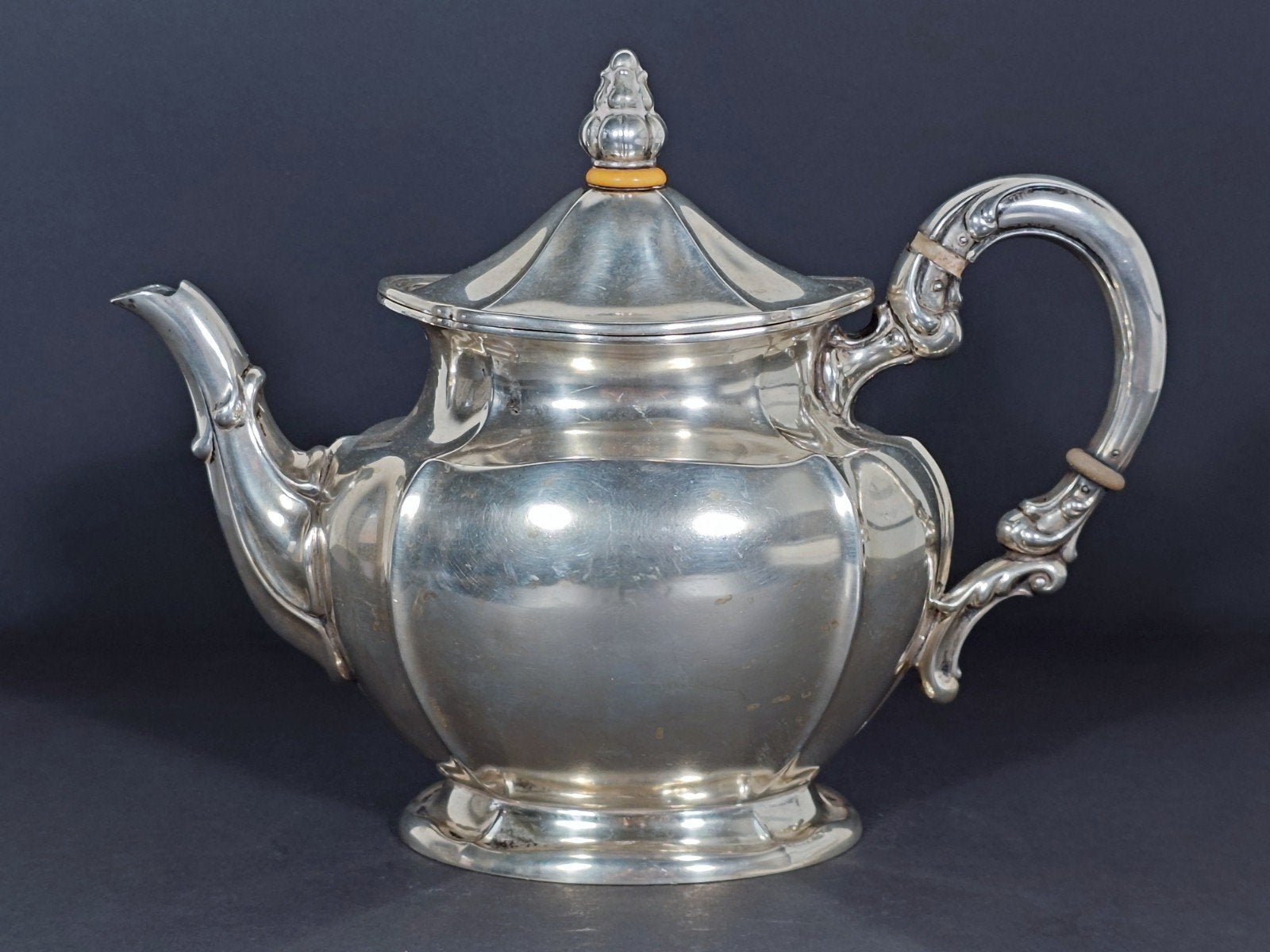 Zilveren Theepot, Antiek en Kunst, Antiek | Goud en Zilver, Zilver, Ophalen of Verzenden