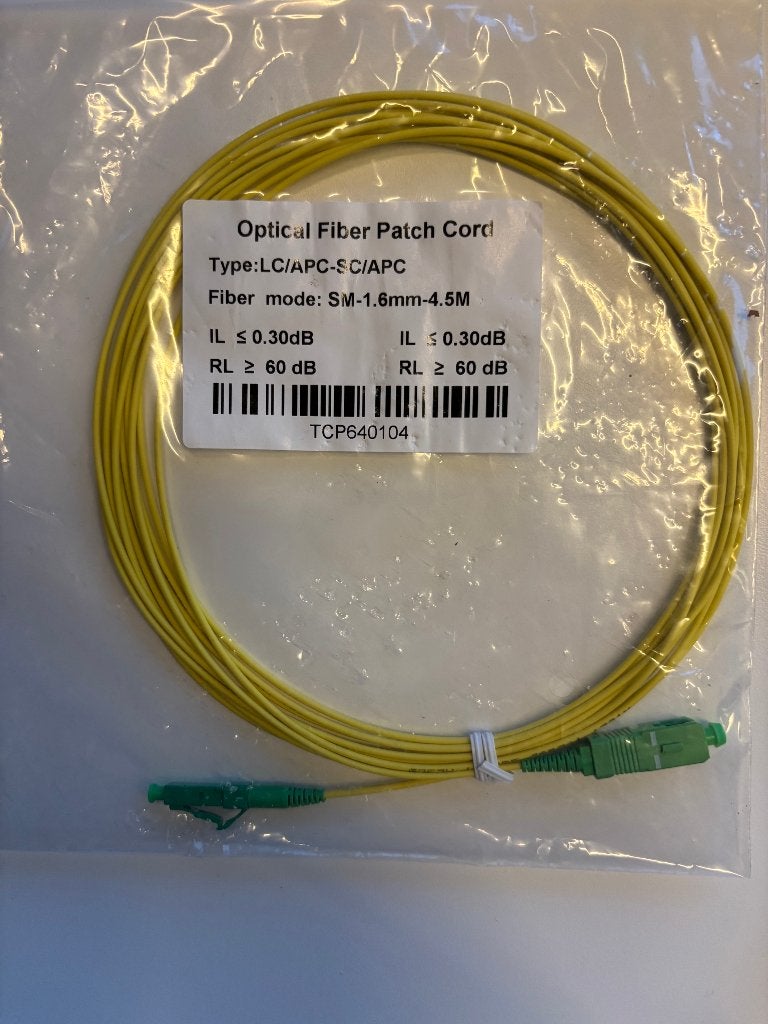 Gratis Optical fiber patch cord, Ophalen, Nieuw