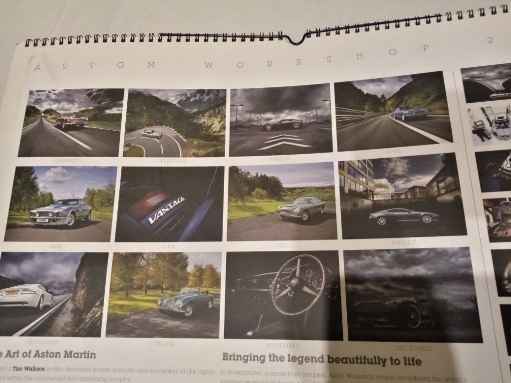 ASTON MARTIN 2012,  fotokalender, Boeken, Ophalen of Verzenden, Zo goed als nieuw, Overige merken