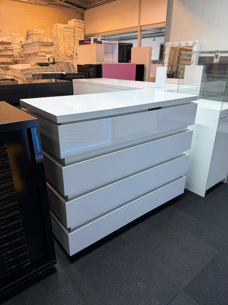 Mooi toonbank balie, Huis en Inrichting, Bureaus, Ophalen