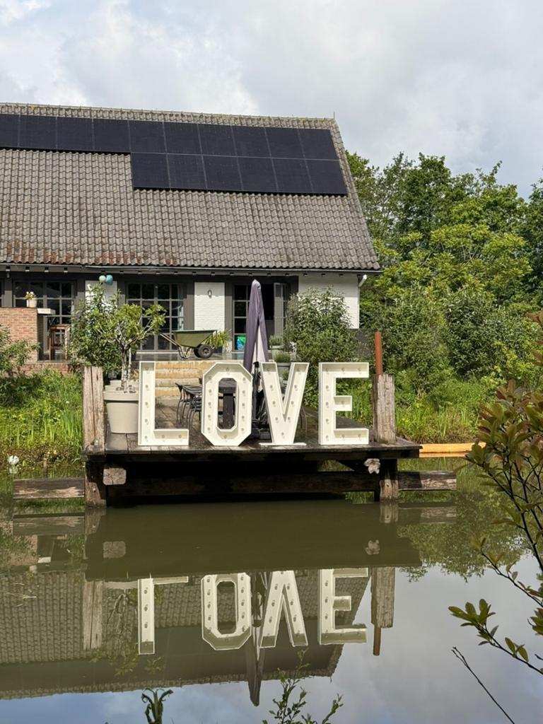 LOVE letters  1,26m hoog met LED verlichting, Eén persoon, Ticket of Toegangskaart