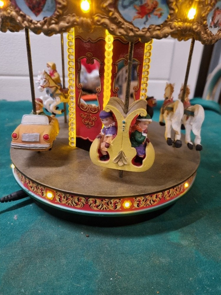 carrousel vintage met muziek en verlichting, Ophalen of Verzenden, 'T Olde Gre-j, Info@toldegrej.nl, Endepoelstraat 20f Didam