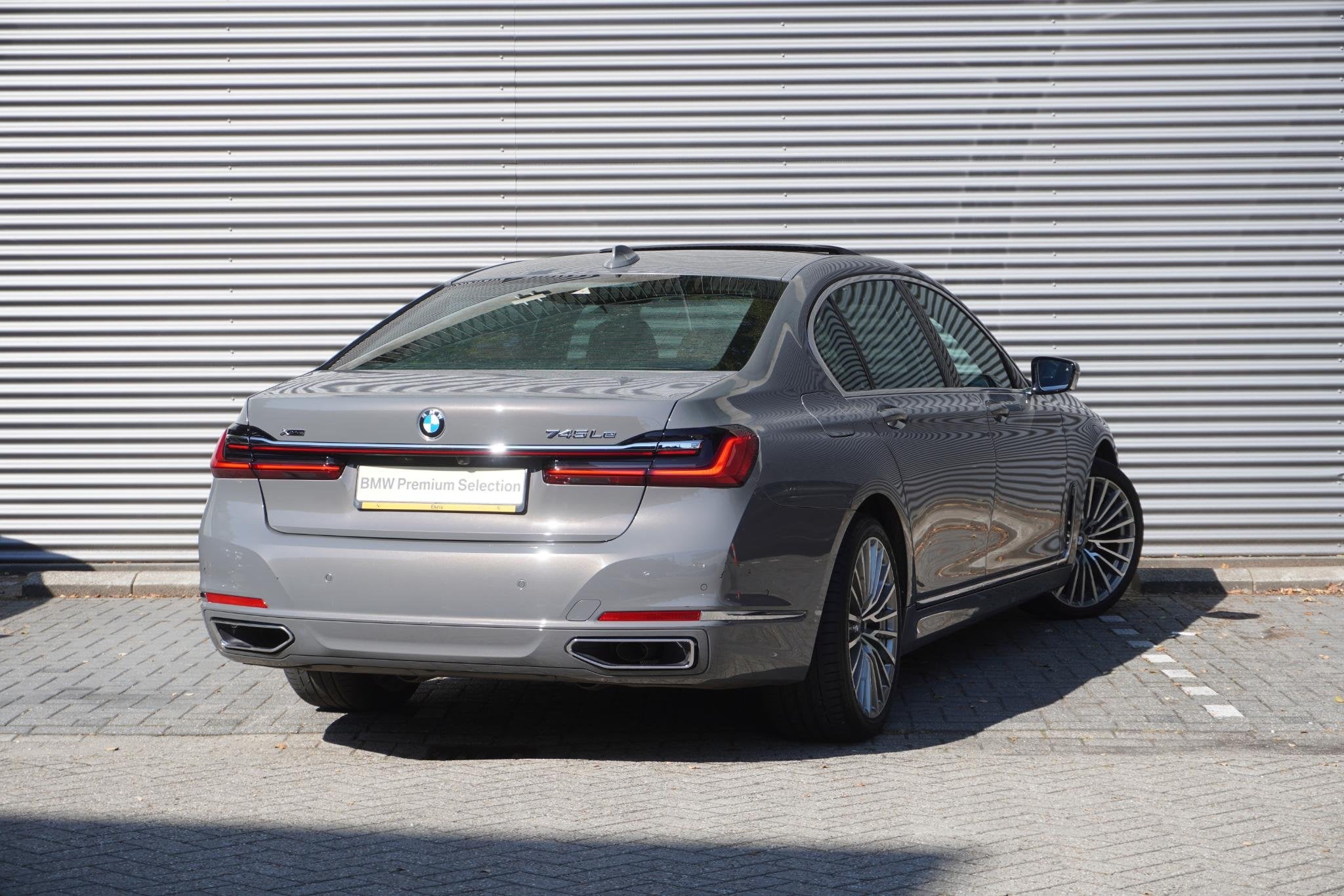 BMW 7 Serie Limousine 745Le xDrive High Executive | Integral, Auto's, BMW, Stof, Gebruikt, 52 km, Met garantie (alle)