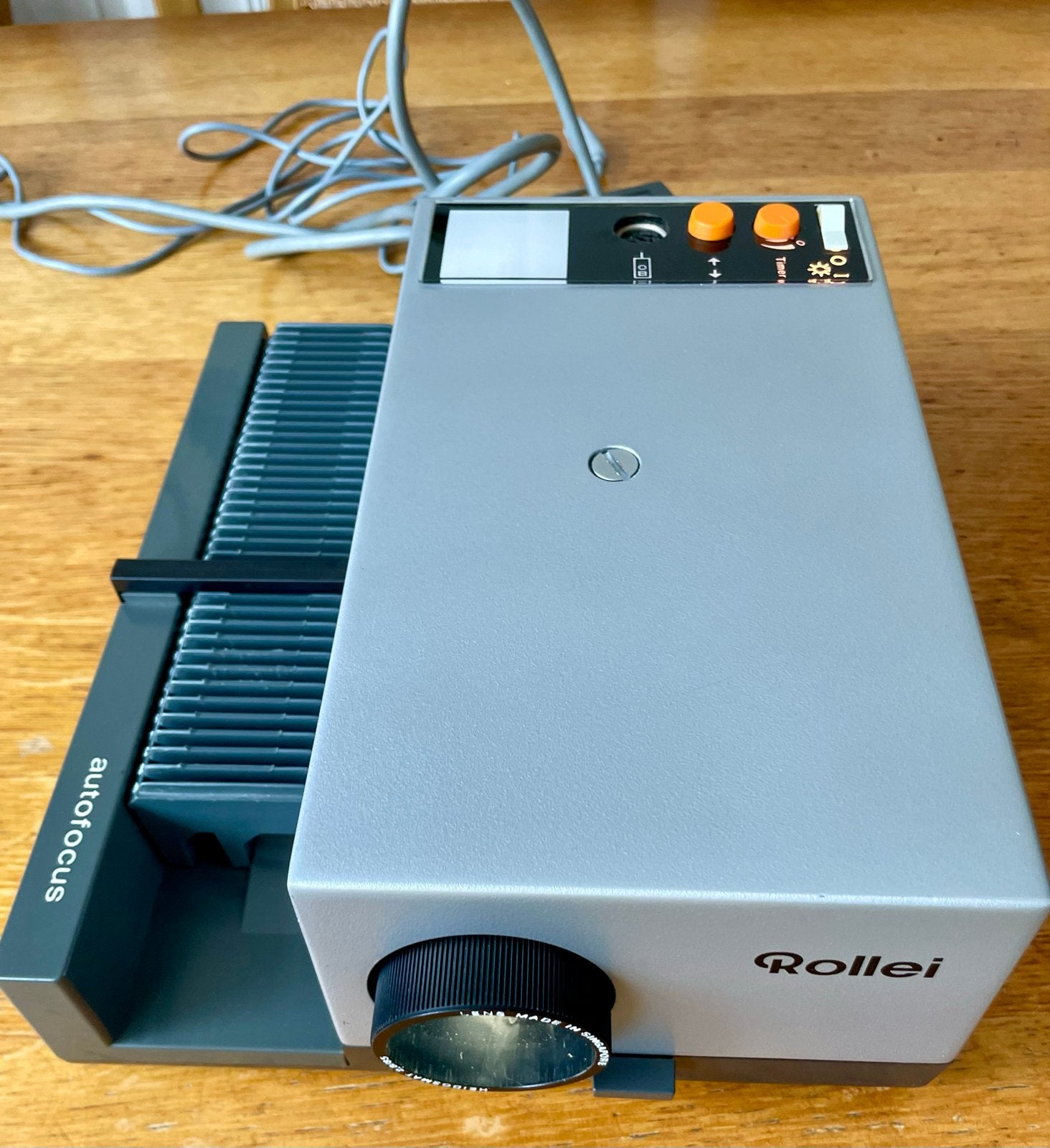 Rollei P350AF Autofocus Diaprojector met Afstandsbediening, Ophalen of Verzenden, Zo goed als nieuw, Vergroter