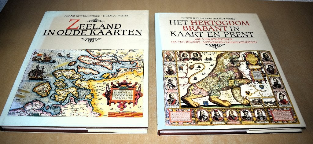 Zeeland in Oude Kaarten & Het Hertogdom Brabant in Kaart, Overige atlassen, Ophalen of Verzenden, Zo goed als nieuw, 1800 tot 2000