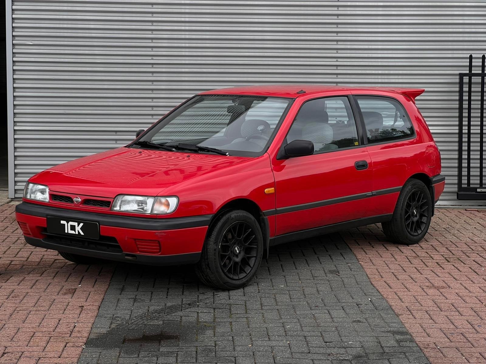 Nissan Sunny 1.6 LX, Auto's, Nissan, Stof, 4 cilinders, Origineel Nederlands, Bedrijf