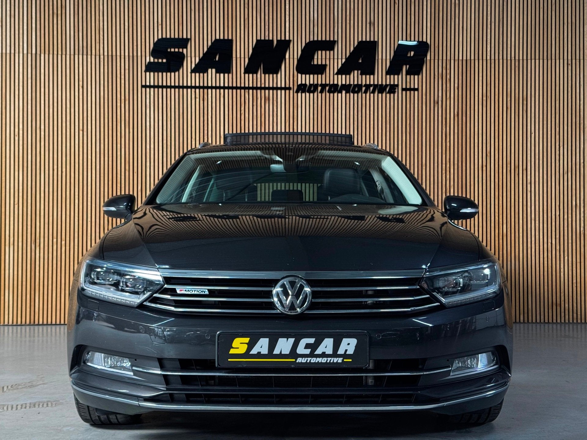 Volkswagen Passat Variant 2.0 TSI 4Motion Highline 280 PK UN, Auto's, Volkswagen, Automaat, Gebruikt, Zwart, 4 cilinders