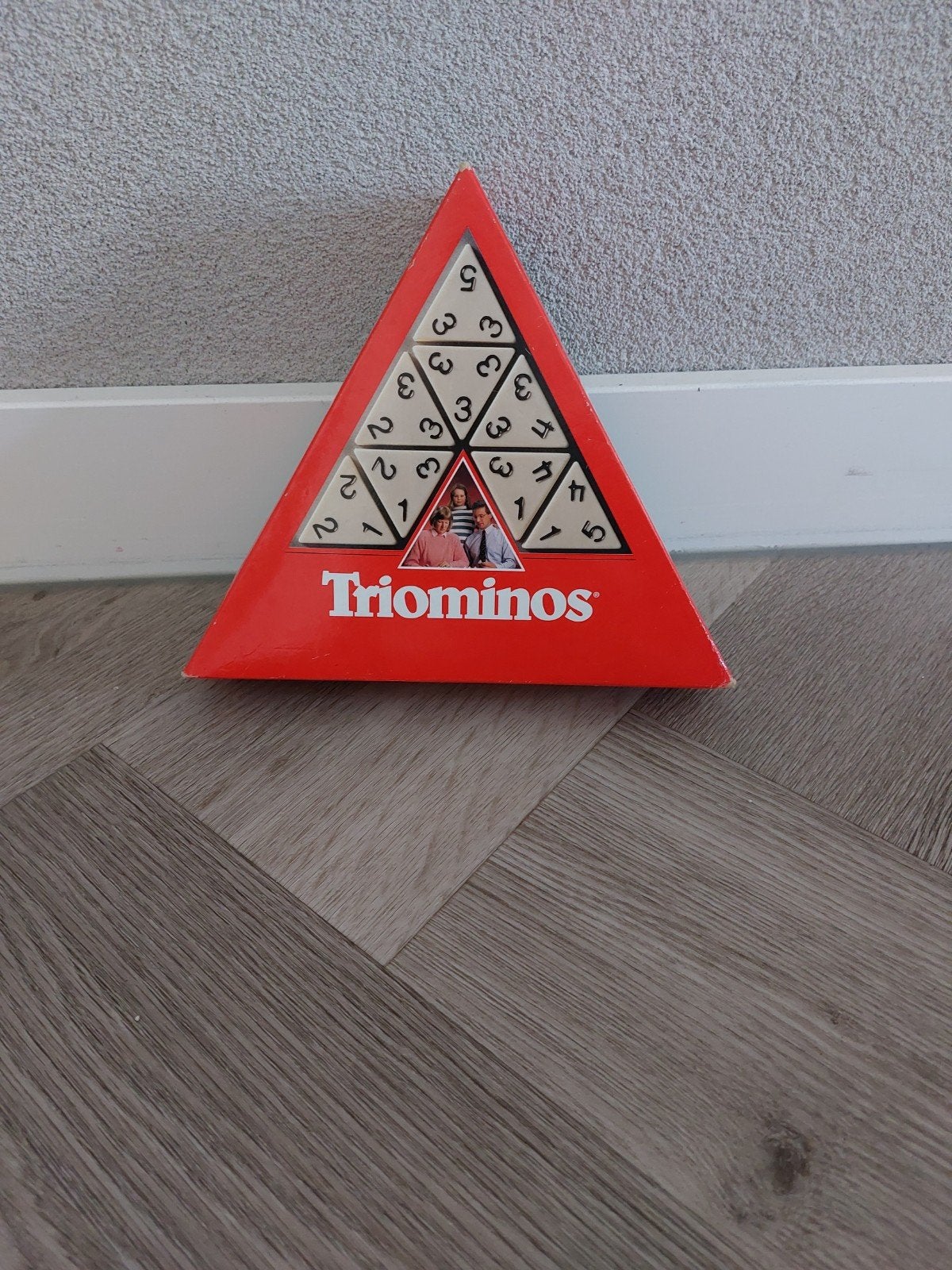 Triominos, Hobby en Vrije tijd, Gezelschapsspellen | Overige, Ophalen of Verzenden
