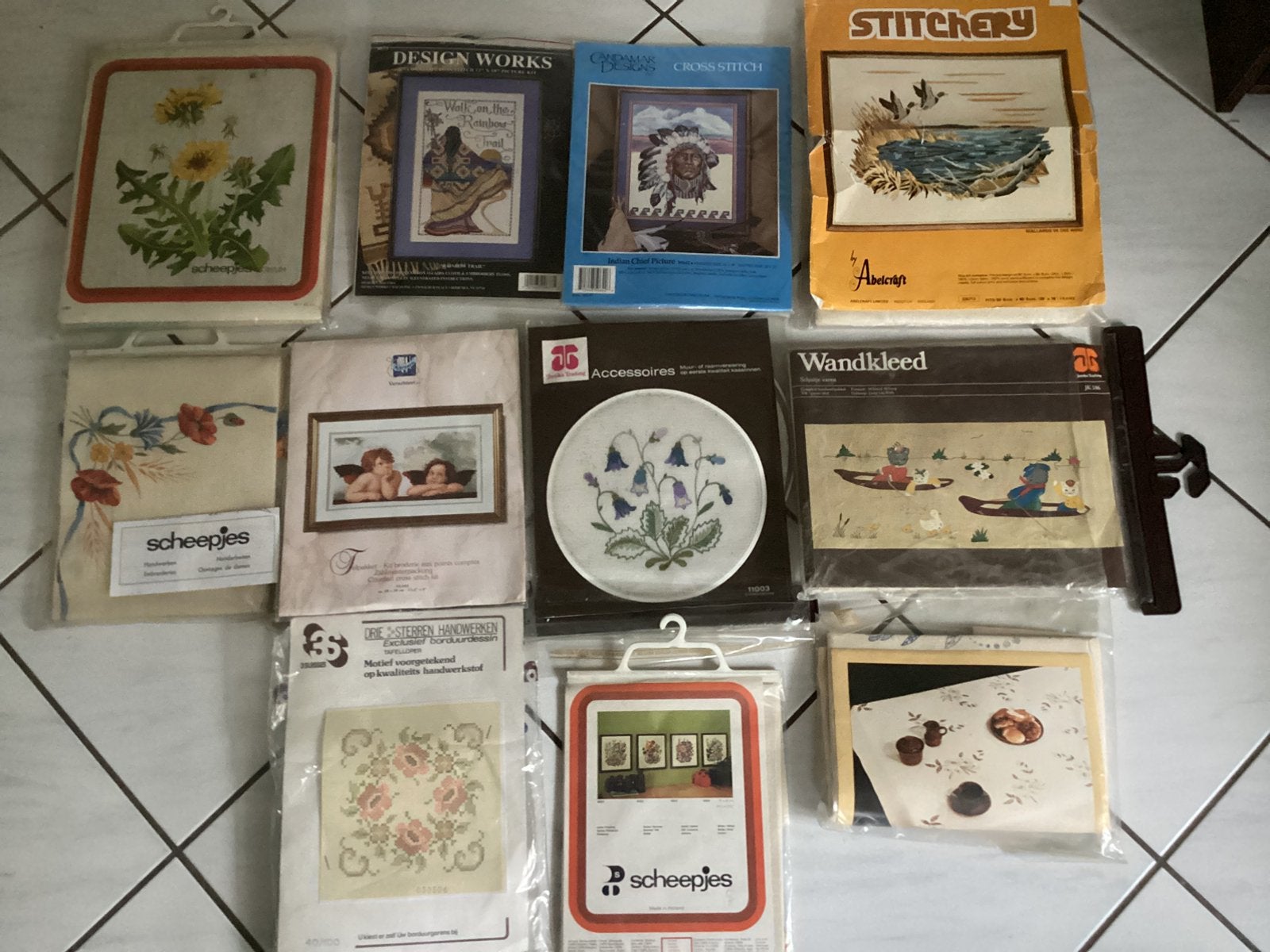 Borduren,handwerken,tafellaken,indiaan pakketten enz, Ophalen of Verzenden