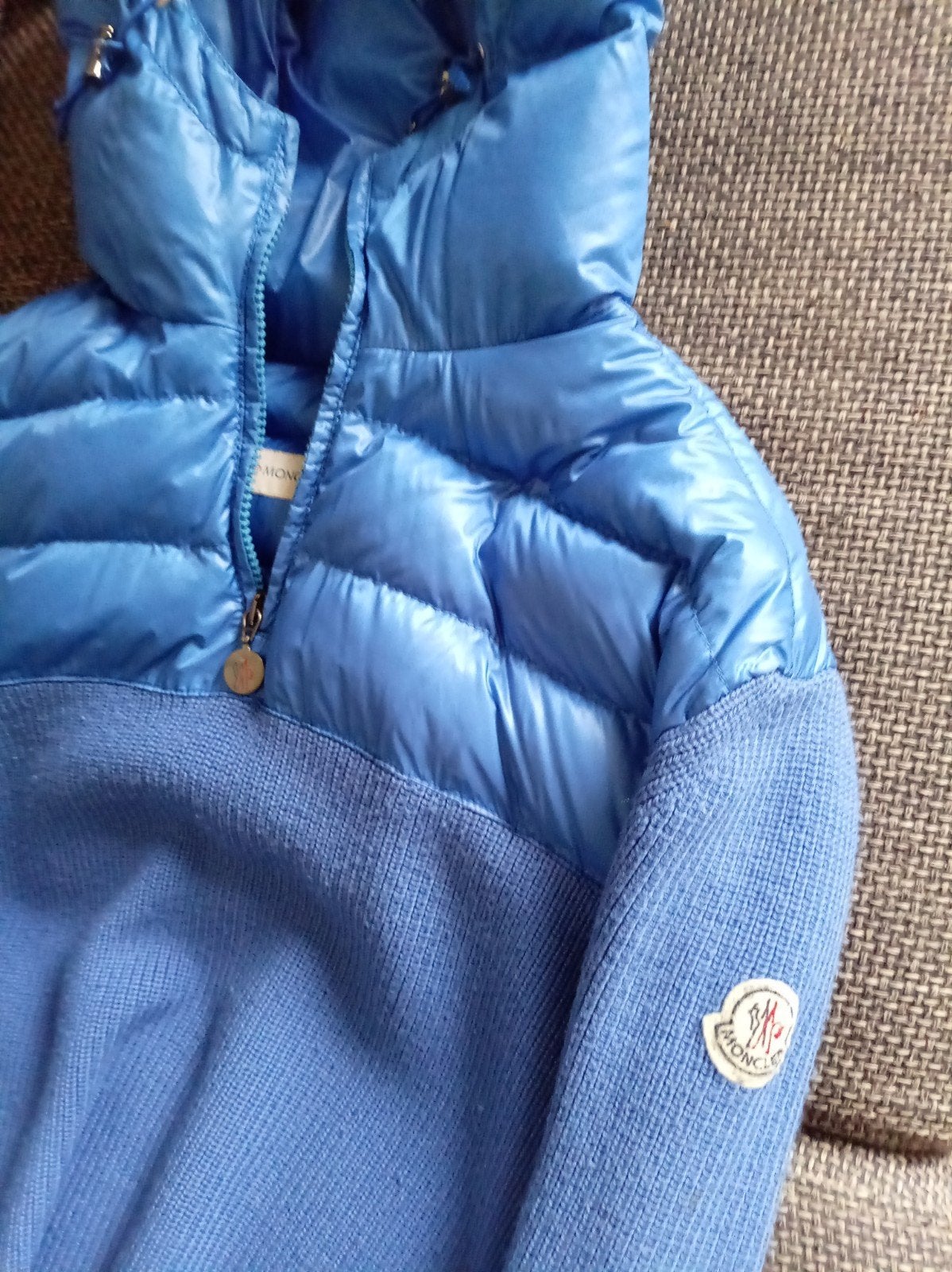 Moncler pull over/ jasje origineel maat L valt als M, Ophalen, Zo goed als nieuw, Maat 52/54 (L), Zwart