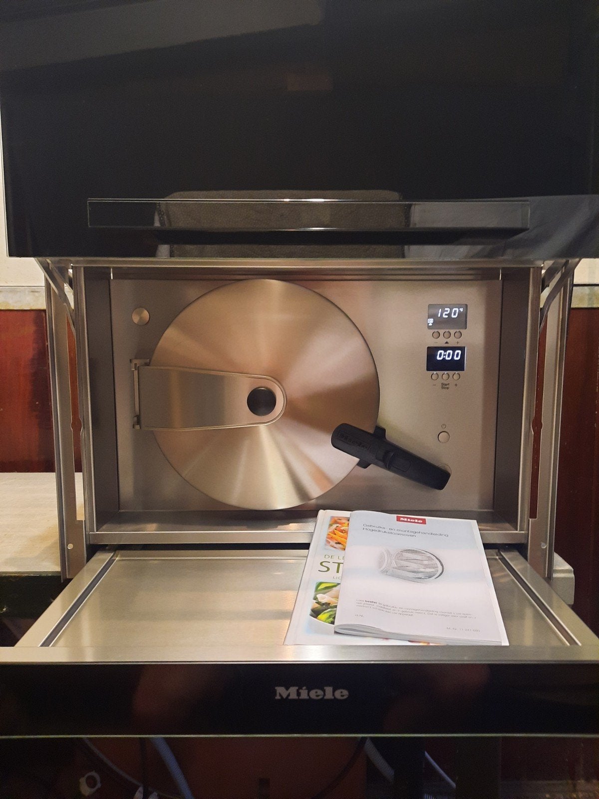 nieuwste model Miele hogedruk stoomoven DGD7635 steamer, Witgoed en Apparatuur, Ophalen, Minder dan 45 cm, Inbouw, Miele