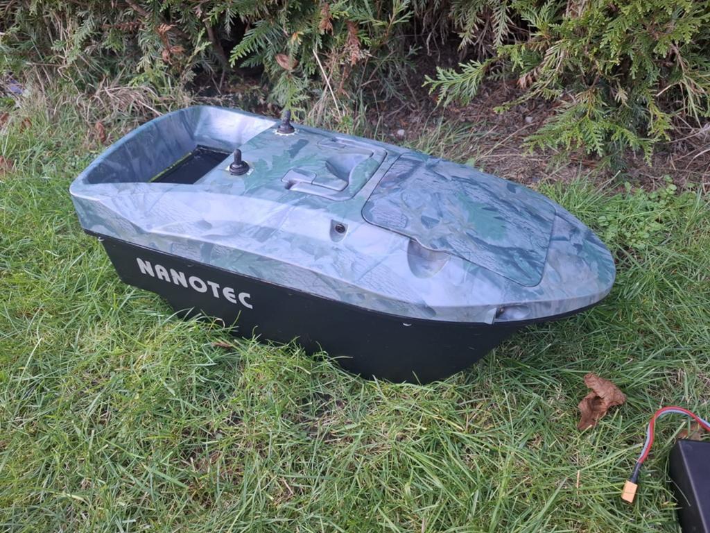Voerboot Nanotec pro met li ion en met garantie, Watersport en Boten, Hengelsport | Karpervissen, Ophalen of Verzenden, Zo goed als nieuw