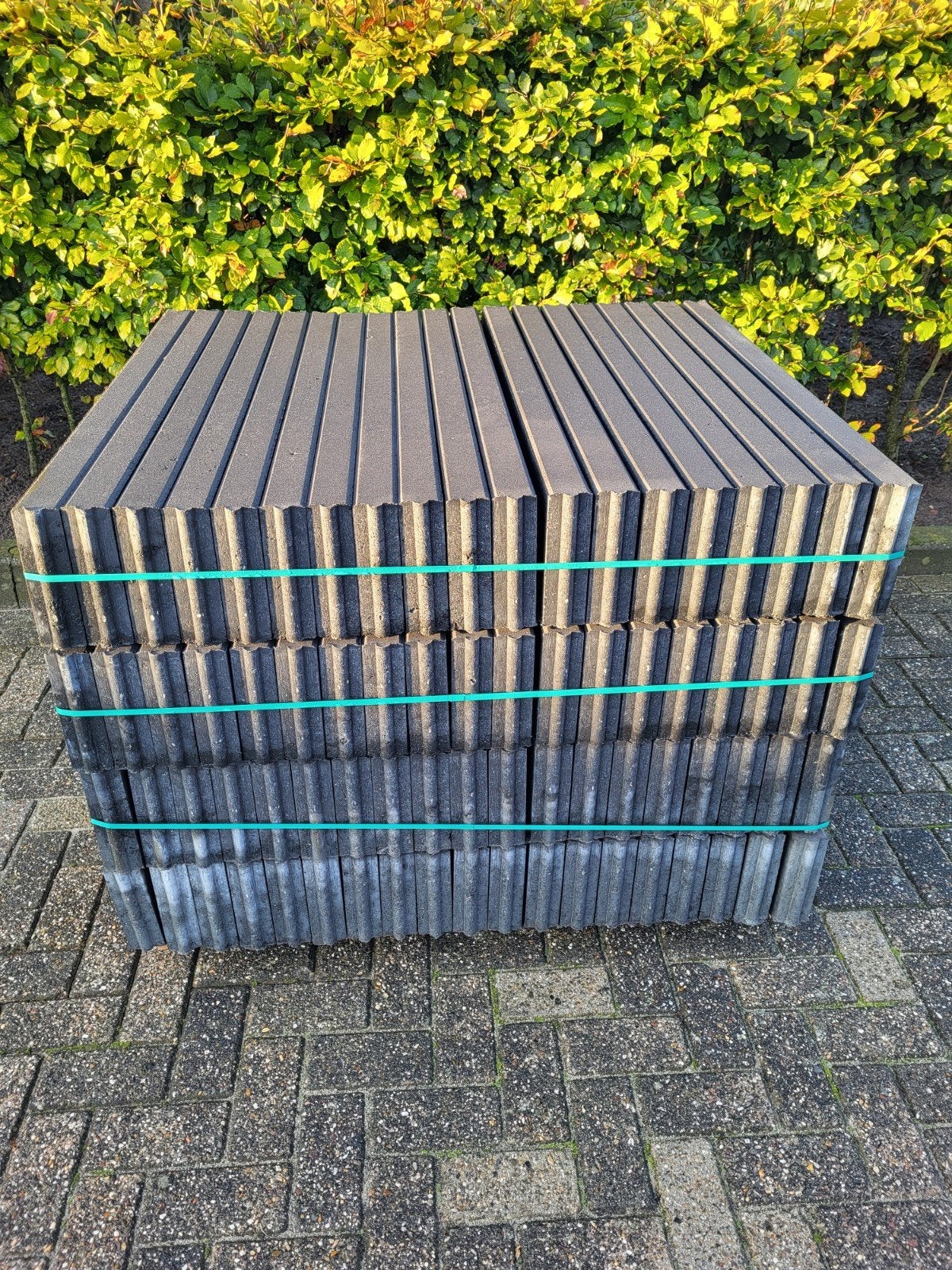 Opsluitbanden 6x20x100 cm. kleur Antraciet €3.50 per stuk, Ophalen, Overige typen, Nieuw, Minder dan 5 m²