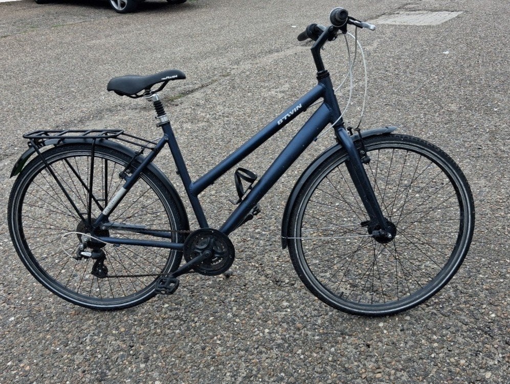 Hybride sportieve fiets, 28 inch, Velgrem, Zo goed als nieuw, Meer dan 20 versnellingen