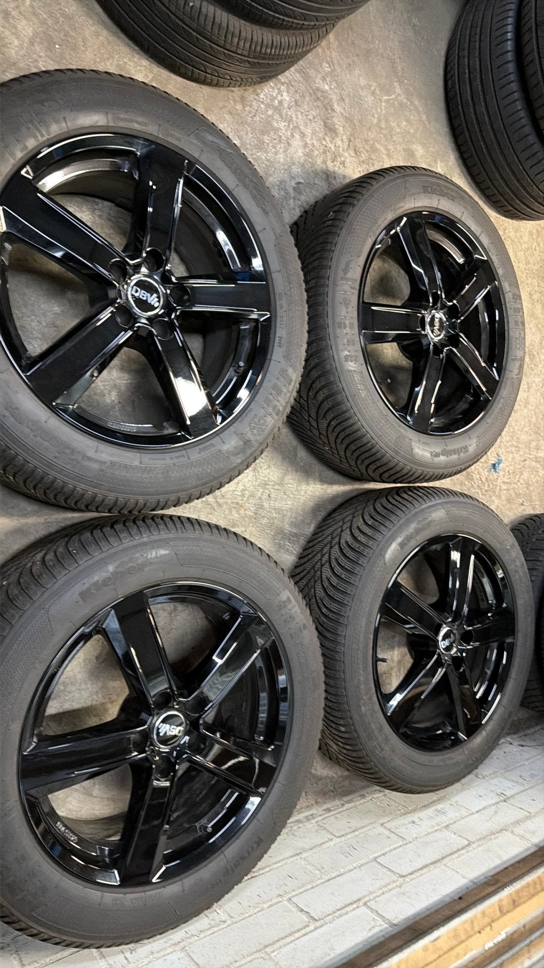 Mitsubishi outlander winterset 225/55-18 kleber winter, Ophalen, 18 inch, Gebruikt, Banden en Velgen