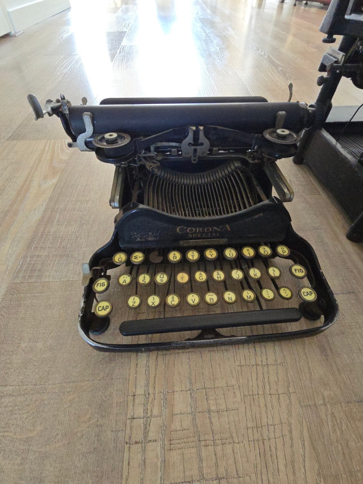 antieke Smith Corona Special draagbare opvouwbare typemachin, Diversen, Typemachines, Zo goed als nieuw, Ophalen of Verzenden