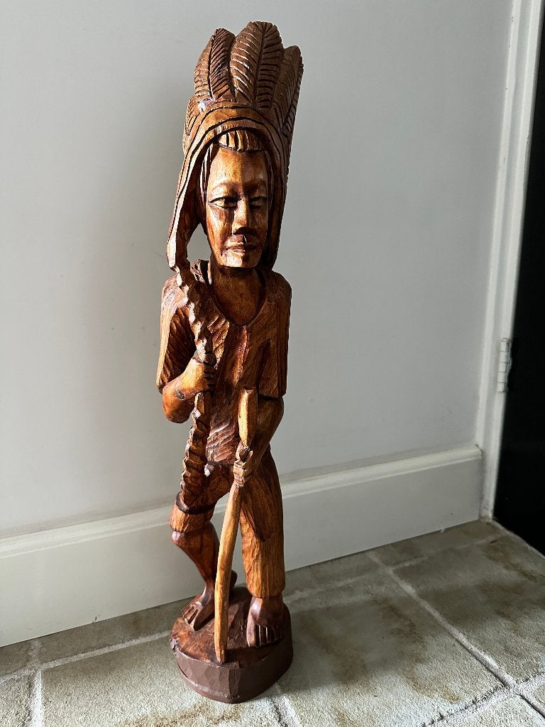 Grote houten beeld van een Indiaan, 63cm hoog, Handgemaakt, Beeld, Hout, Bruin