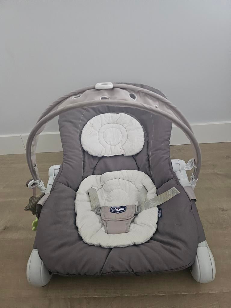 Chicco Wipstoel/Babywipper - Grijs met speelboog, Ophalen of Verzenden, Zo goed als nieuw