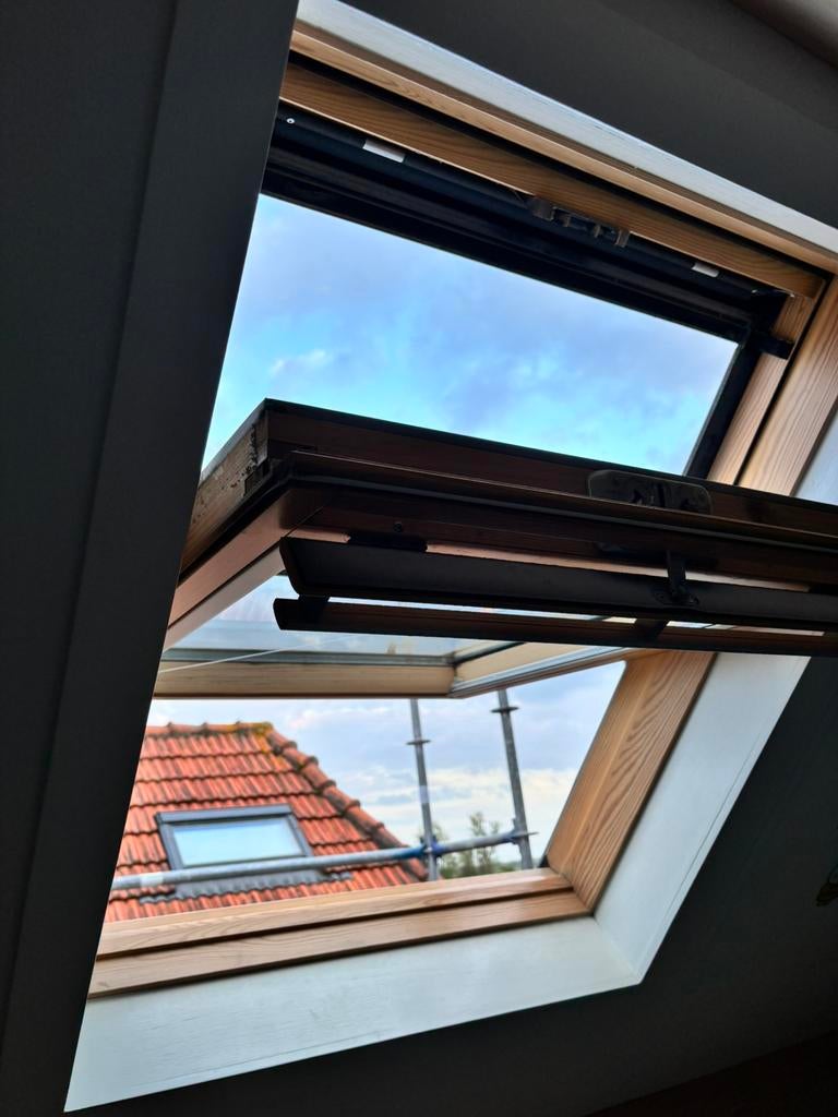 Velux dakraam exclusief gootstukken (GGL M04 = MK04), Doe-het-zelf en Verbouw, Ophalen, Gebruikt, Minder dan 80 cm, 120 tot 160 cm