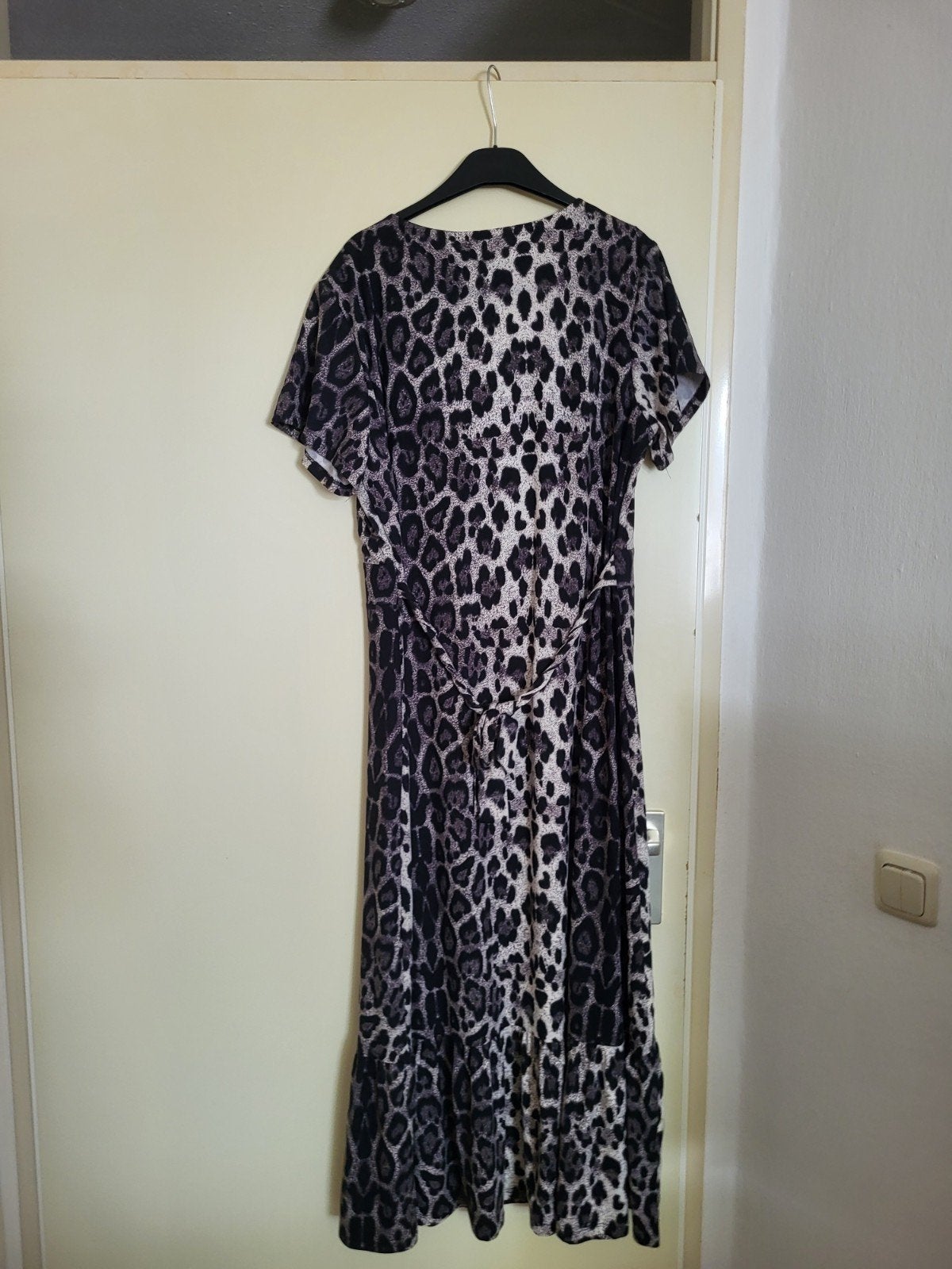 Mooie jurk maat 46, Kleding | Dames, Jurken, Overige kleuren, Maat 46/48 (XL) of groter, Nieuw, Ophalen of Verzenden