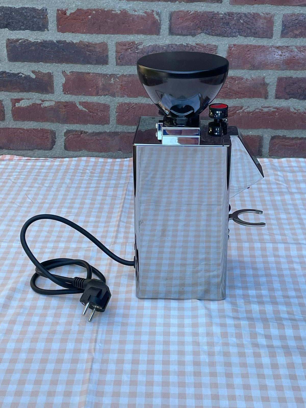 Foto 6 van Te koop: Z.g.a.n. La Pavoni New Kube Mill bonenmaler.