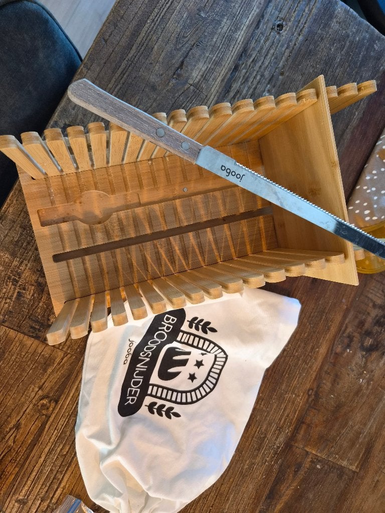 Jooba broodsnijder, Huis en Inrichting, Ophalen, Zo goed als nieuw
