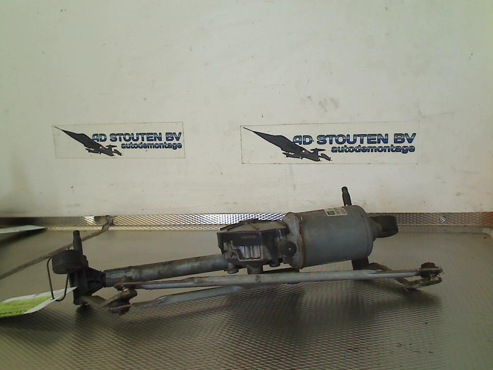 Ruitenwisser Mech + Motor Opel Corsa D 2011 13182340, Gebruikt, Bahnhofsplatz, Rüsselsheim am Main 65423, , Duitsland, Opel, Opel Automobile GmbH