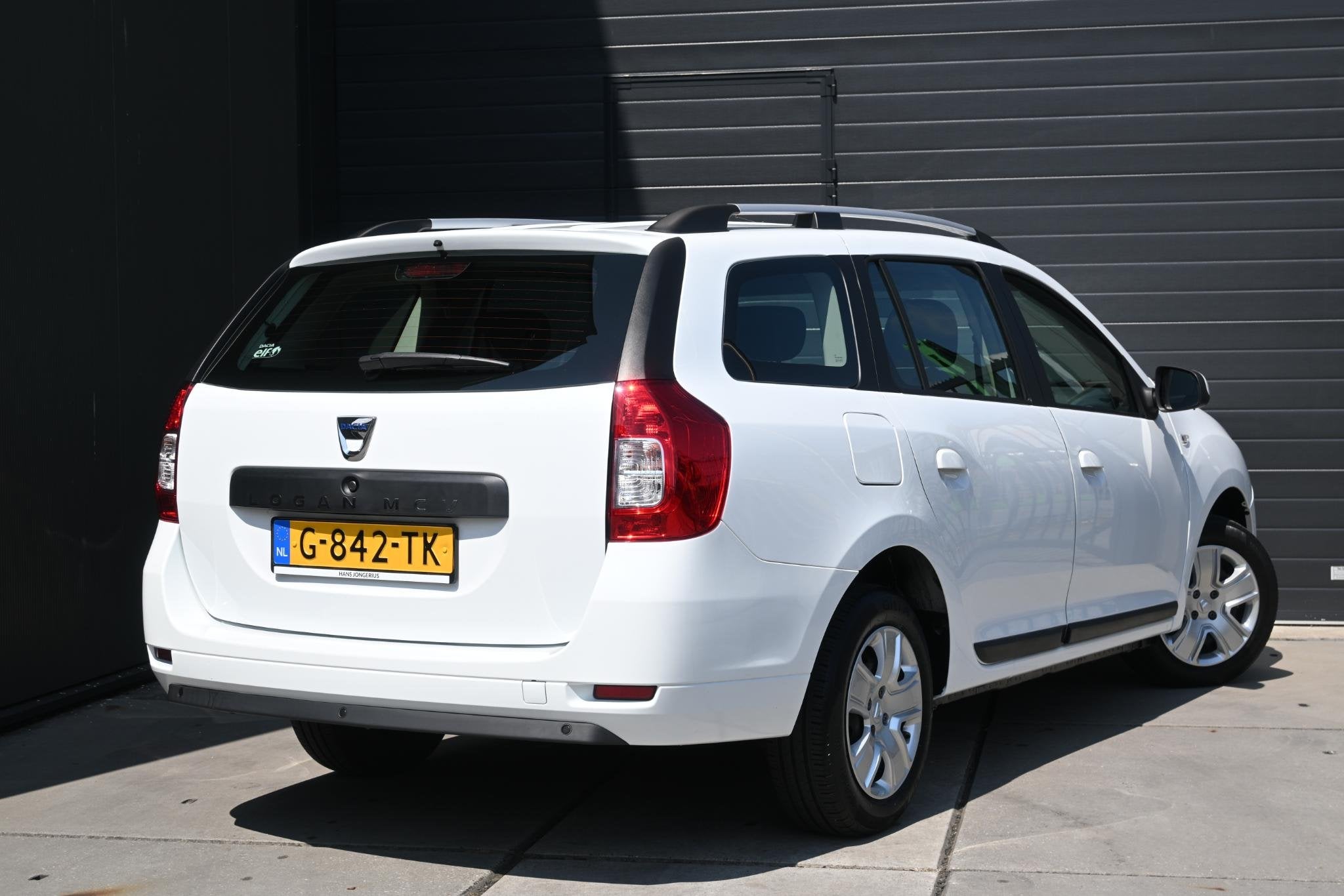 Dacia Logan MCV TCe 90 Laureate | AIRCO | CRUISE CONTROL | P, Auto's, Voorwielaandrijving, 898 cc, Euro 6, LED verlichting