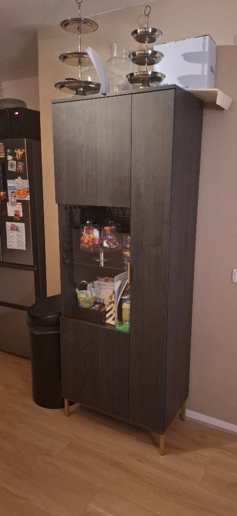 Vitrinekast, Ophalen, Met deur(en), 50 tot 100 cm, Zo goed als nieuw