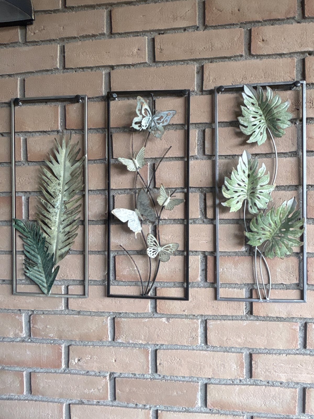 Set van 3 metalen wanddecoraties met vlinders en bladeren, Huis en Inrichting, Ophalen, Metaal, Wandsculptuur, Meerkleurig