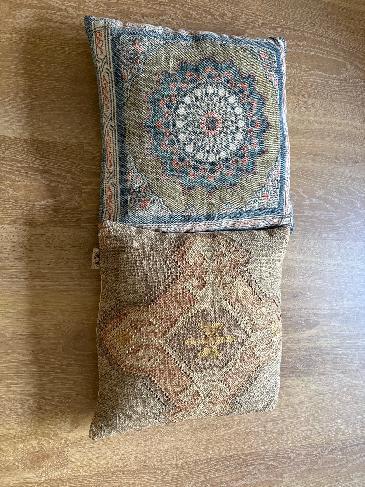 Set van 2 Dutchbone sierkussens met print, Ophalen, Overige merken, Gebruikt, Meerkleurig