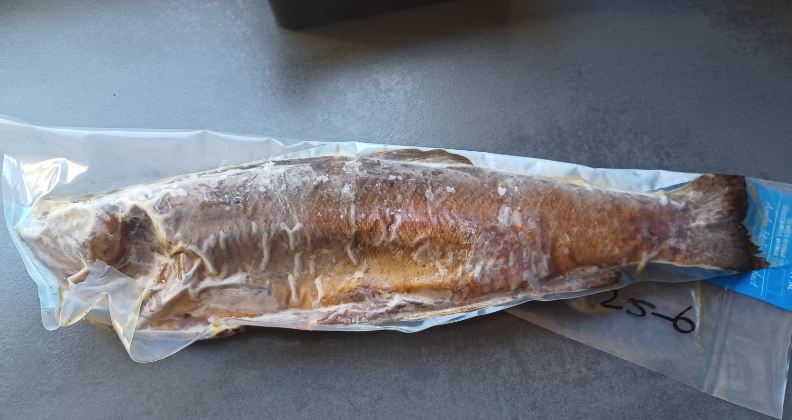 Gerookte ZALM forel 642 gram! Nu €10,-, Ophalen