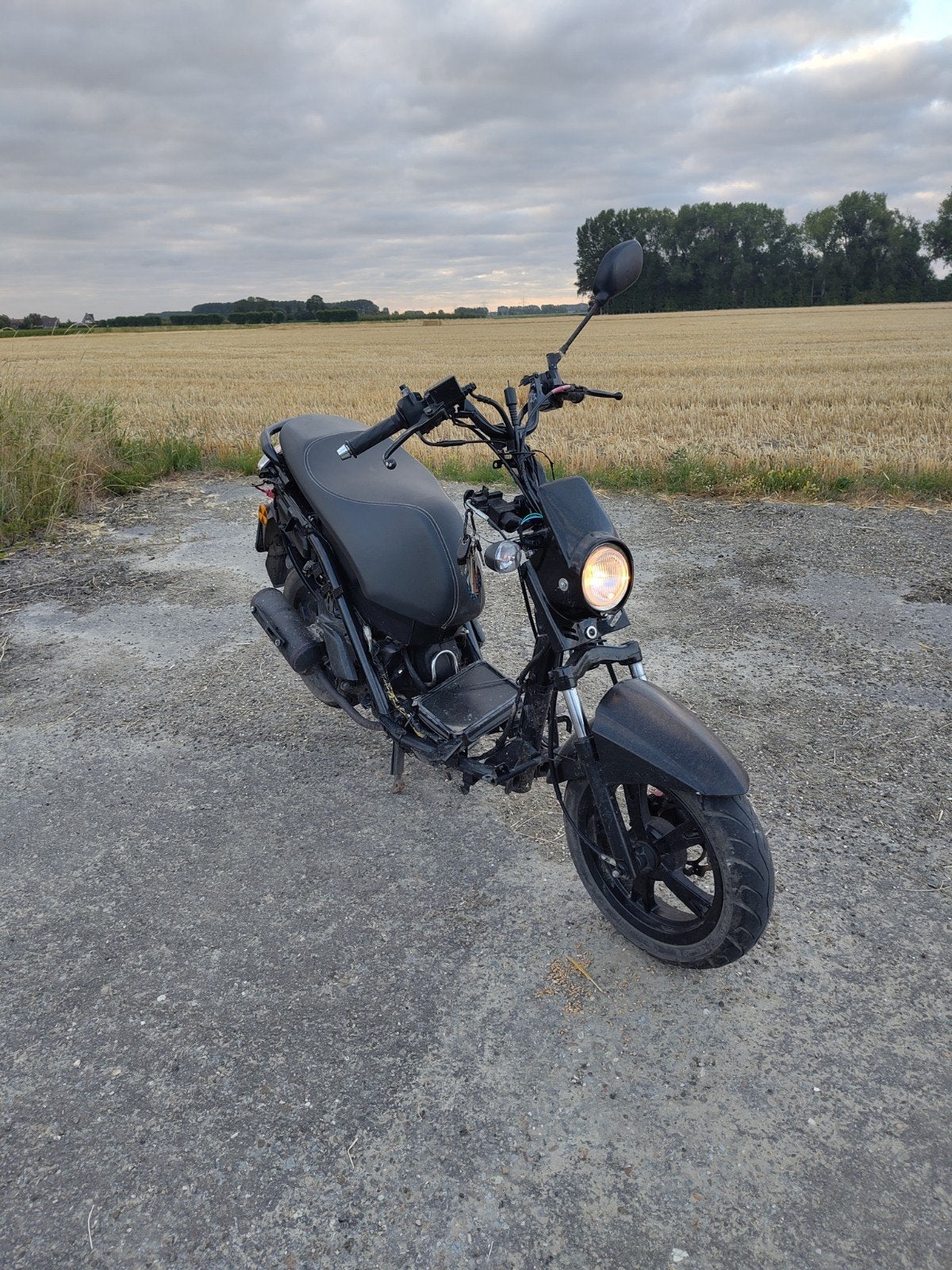 custom Peugeot kisbee, Fietsen en Brommers, Brommeronderdelen | Scooters, Ophalen, Gebruikt, Overige typen, Peugeot