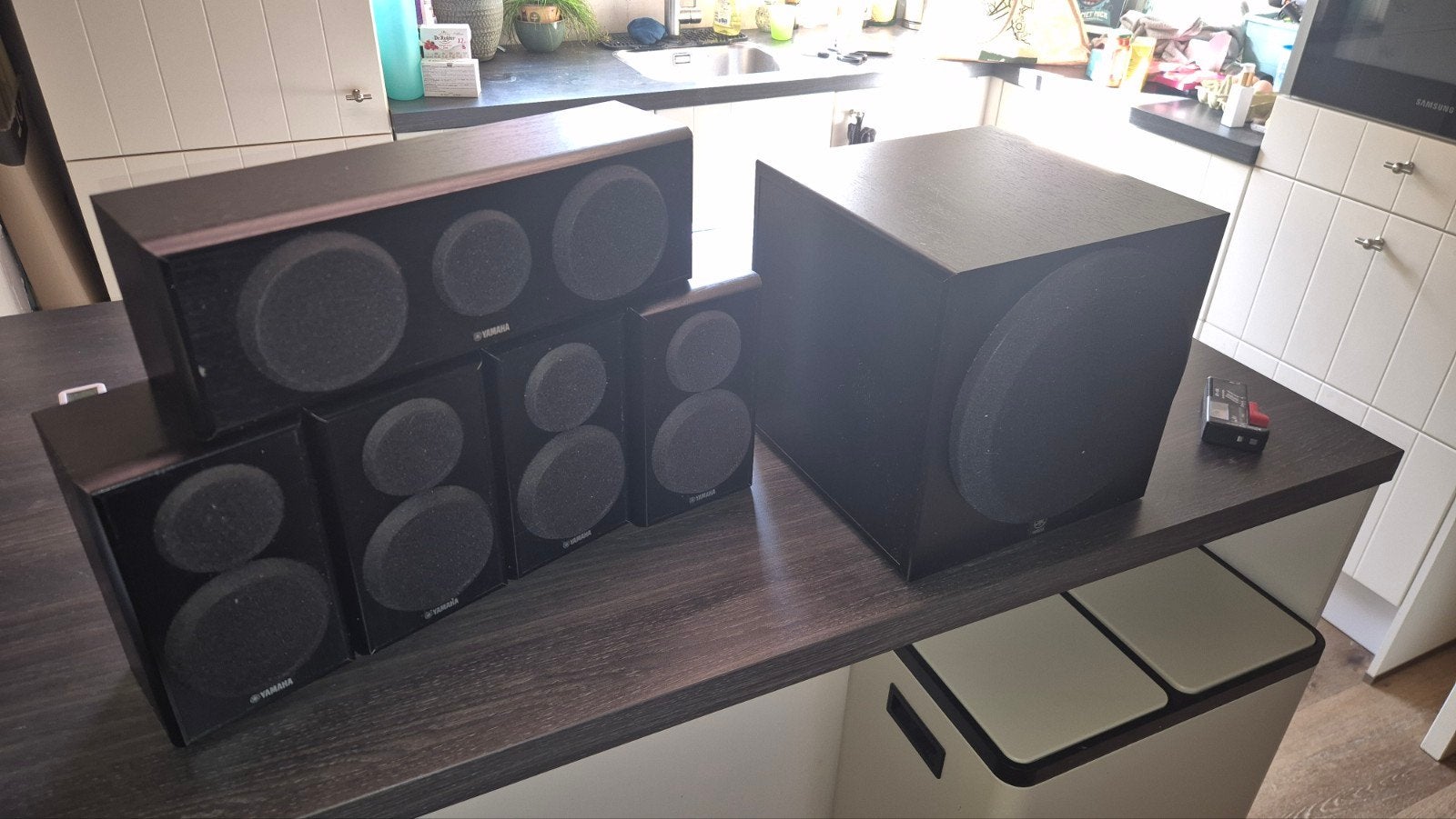 Yamaha 5.1 Surround Sound Set: NS-B150, NS-C150, YST-SW012, Gebruikt, Yamaha, 60 tot 120 watt, Surroundset