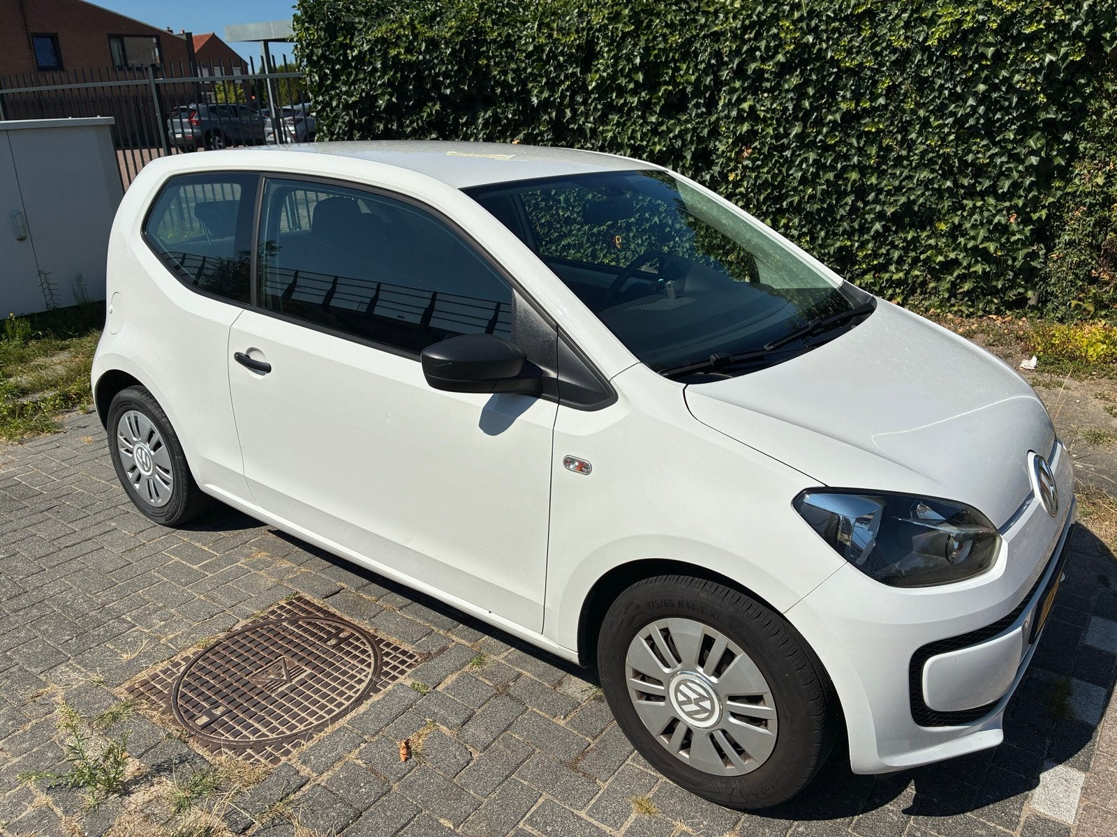 Volkswagen up! 1.0 44KW/60PK 3-DRS 2016 wit, Auto's, Voorwielaandrijving, 840 kg, 4 stoelen, Wit