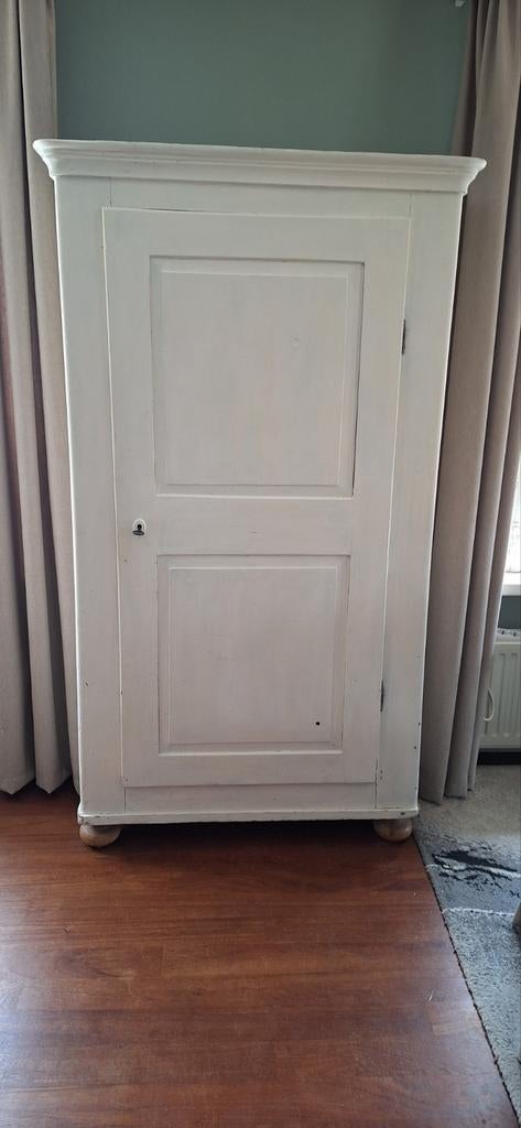 Geloogd grenen kast, wit geschilderd, brocante, Huis en Inrichting, Ophalen, Gebruikt
