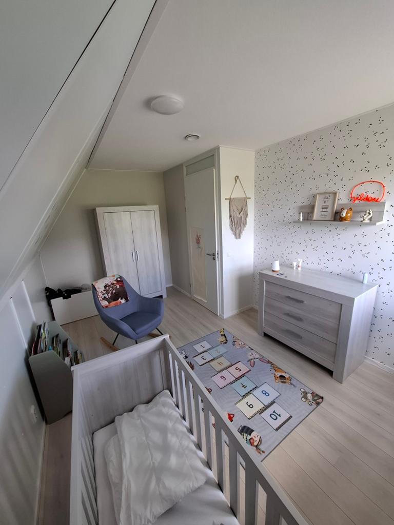 Babykamer, 50 tot 100 cm, Zo goed als nieuw, Modern, Tijdloos, 150 tot 200 cm