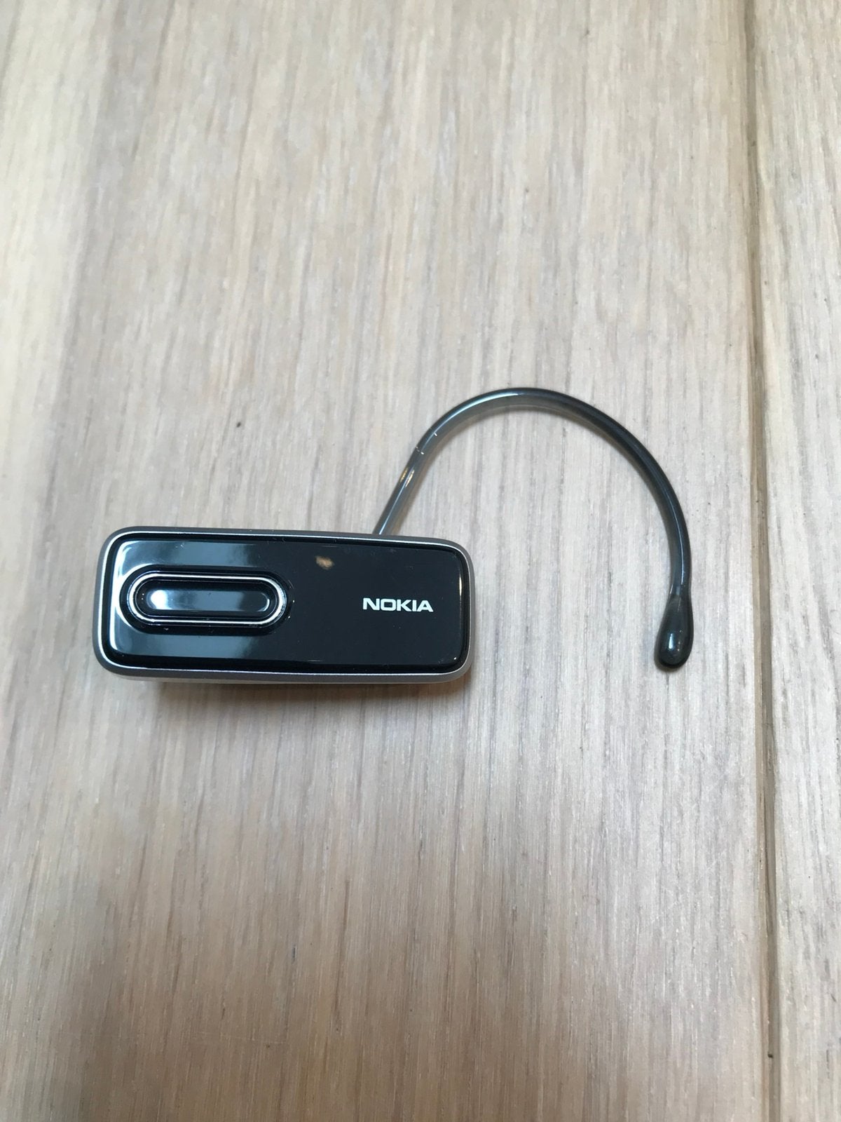 Bluetooth oortje Nokia, Ophalen of Verzenden, Zo goed als nieuw, Overige accessoires