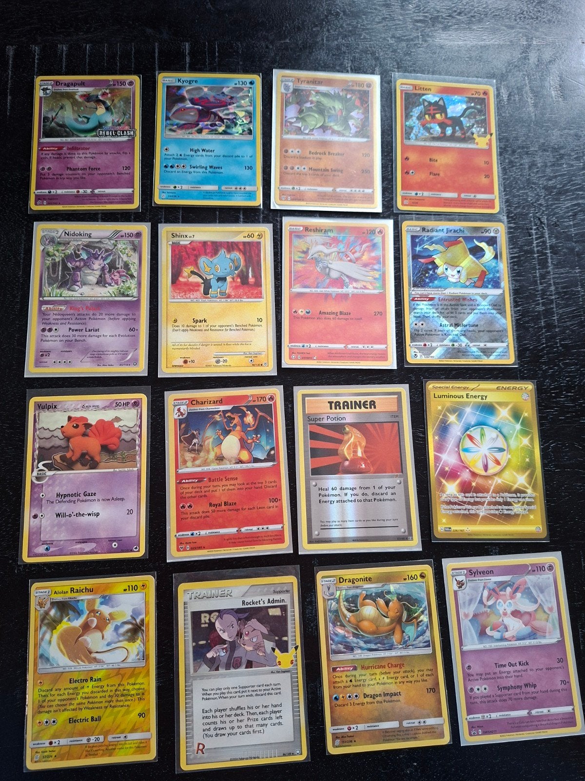 Pokémon kaarten verzameling – holo, reverse, vintage, Pikach, Ophalen of Verzenden, Zo goed als nieuw, Meerdere kaarten