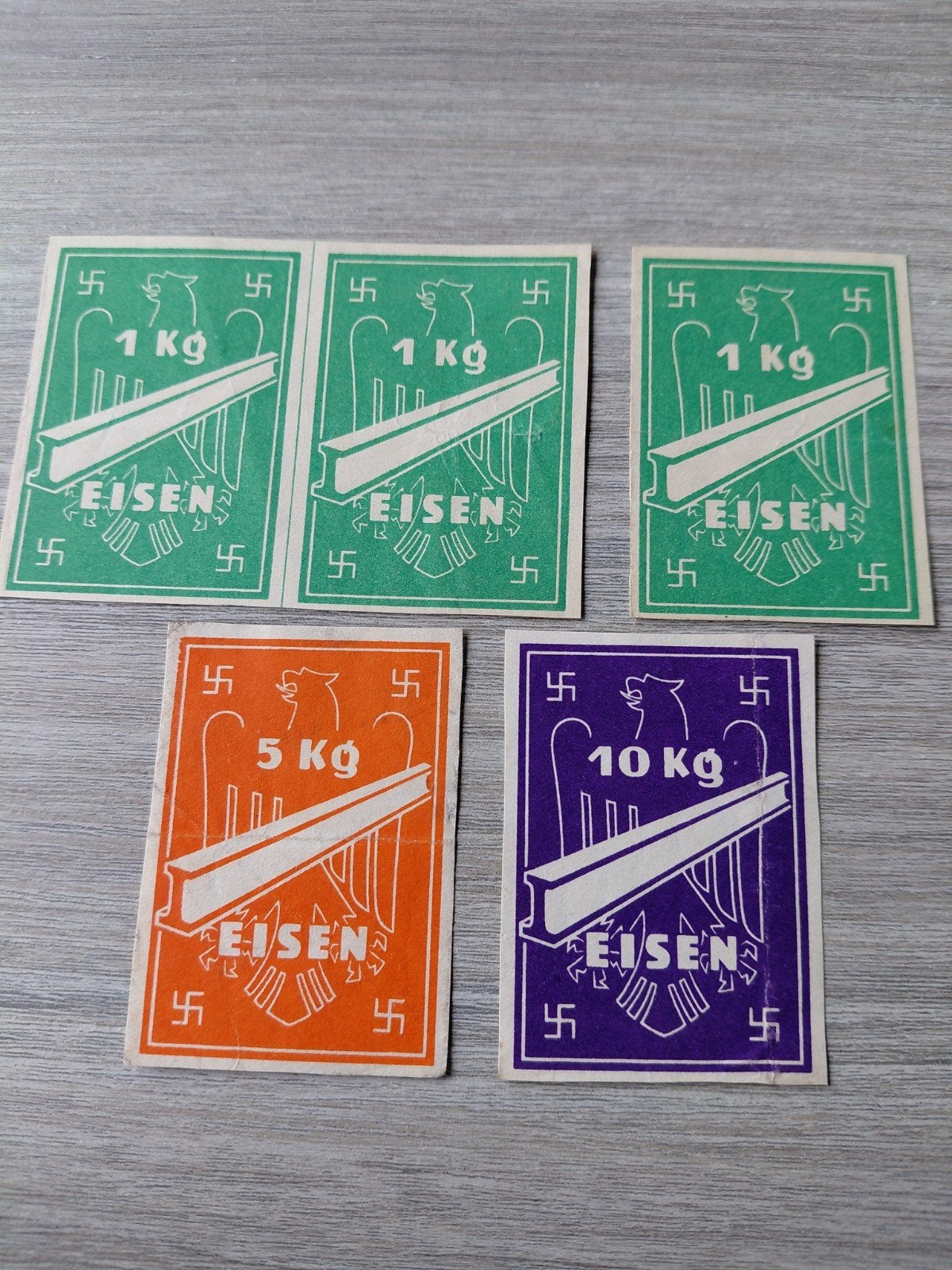 Zeldzame Duitse WOII Eisen zegels (5 stuks), Ophalen of Verzenden