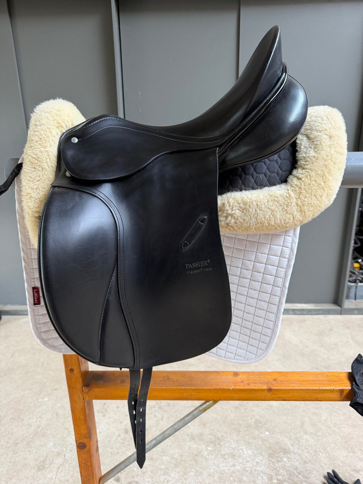 Passier Sirius 17.5 inch, Dieren en Toebehoren, Paarden en Pony's | Zadels, Ophalen of Verzenden, Zo goed als nieuw, Dressuur