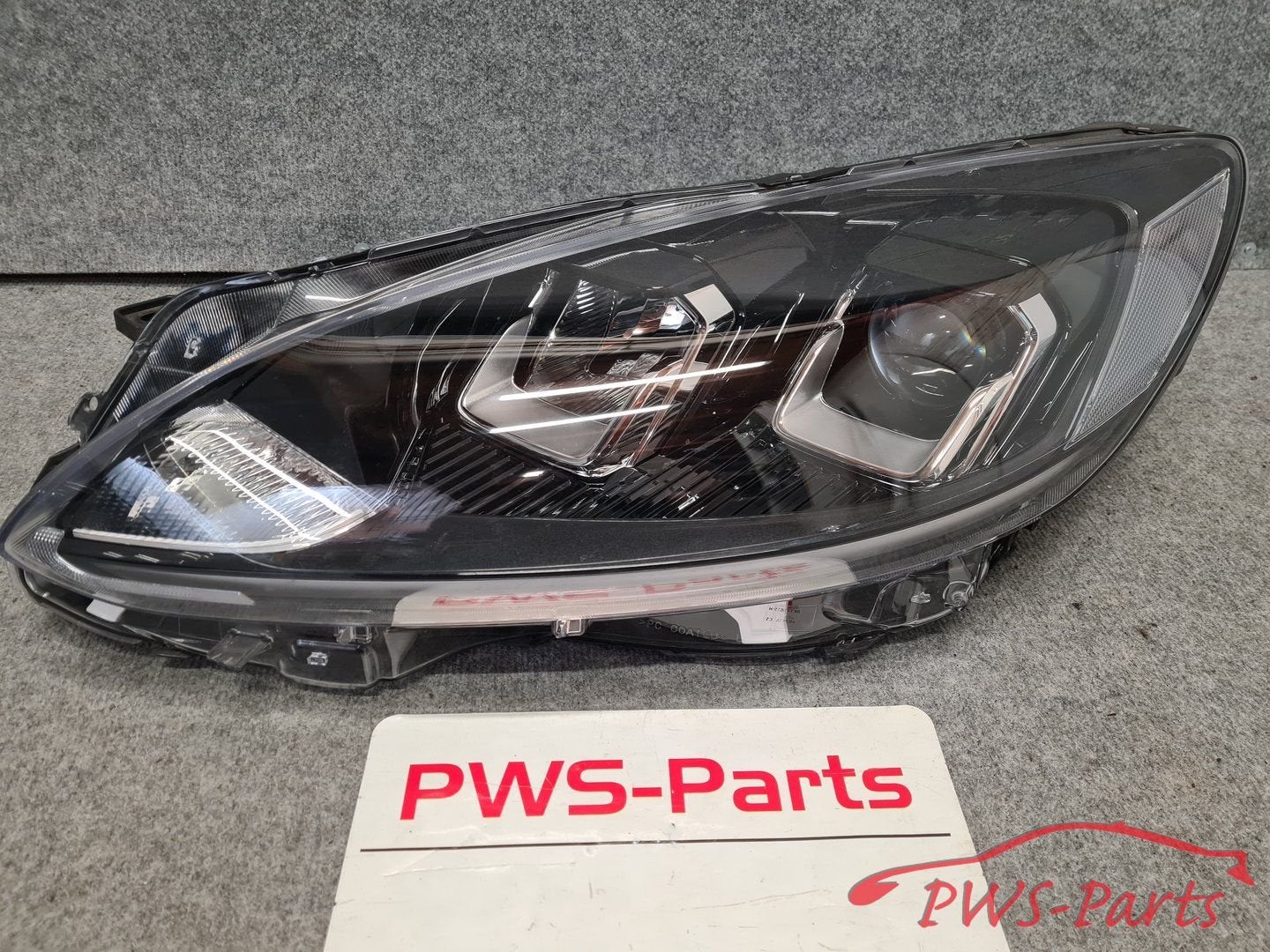 FORD KUGA III 3 LINKS LED KOPLAMP ORIGINEEL, Auto-onderdelen, Ophalen, Gebruikt, -, -