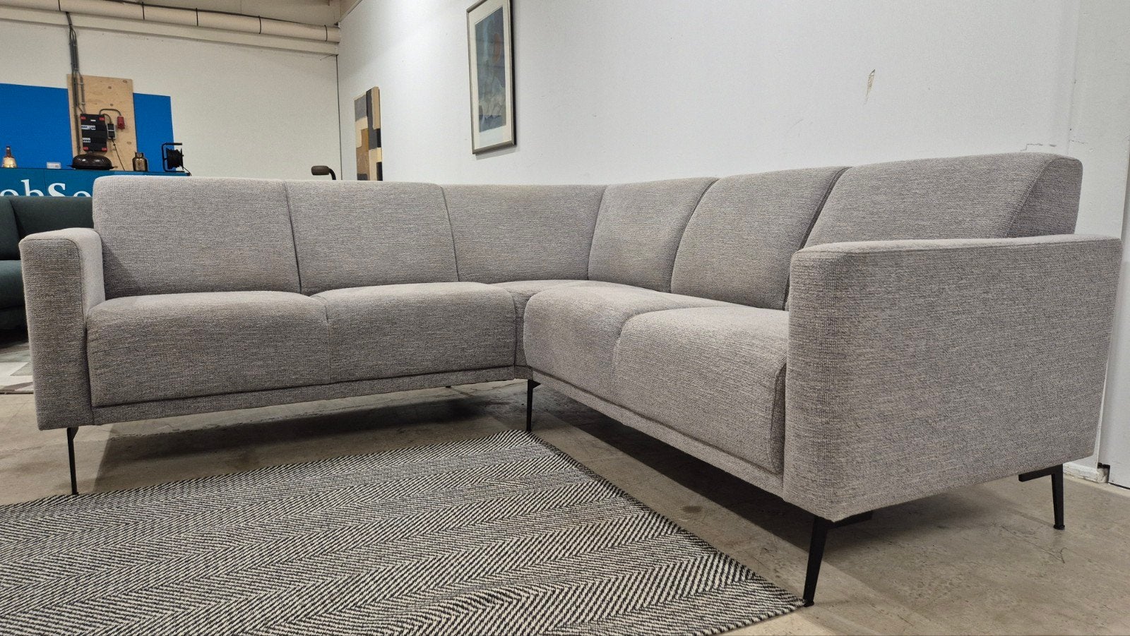 Lichtgrijze Goossens design hoekbank 210x210 cm Z.G.A.N., Modern design, hoekbank, Hoekbank, Ophalen of Verzenden, Zo goed als nieuw