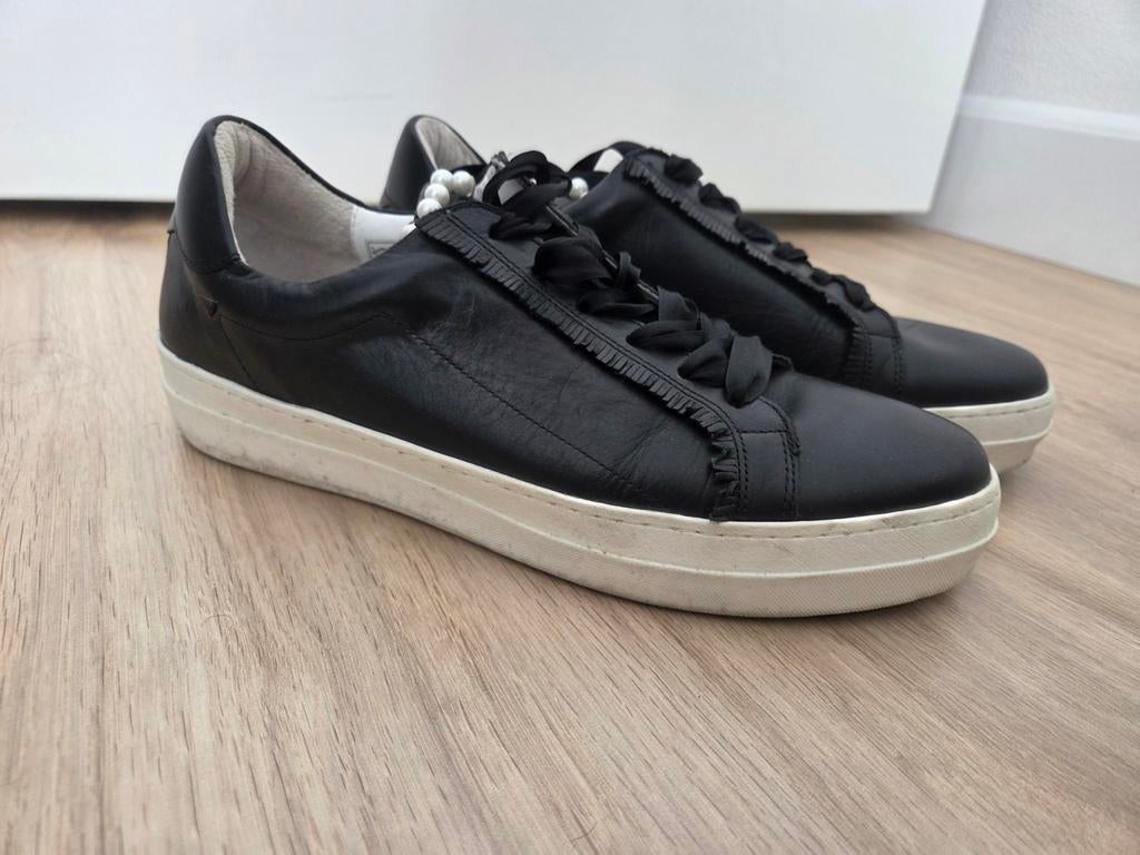 sneakers van Lina Locchi in maat 41, Ophalen of Verzenden, Zo goed als nieuw, Zwart