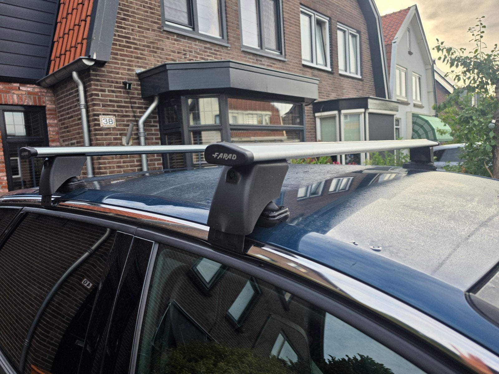 Farad dakdragers - Zo goed als nieuw, Ophalen, Zo goed als nieuw