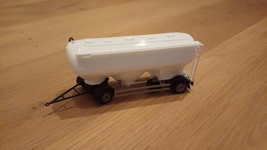 Herpa Silo aanhanger, Hobby en Vrije tijd, Modelauto's | 1:87, Ophalen of Verzenden, Nieuw, Bus of Vrachtwagen, Herpa