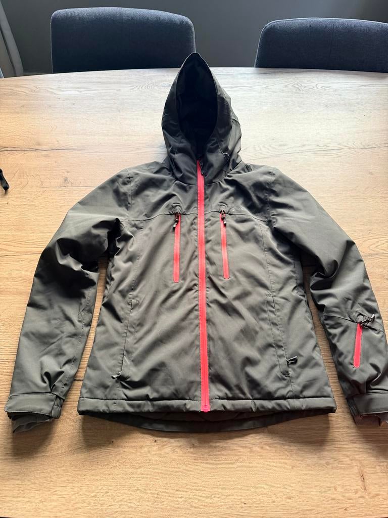 Protest PVRE 20k Ski Jas maat 38 + O'Neill Broek, Kleding | Dames, Wintersportkleding, Gedragen, Pak, Maat 38/40 (M), Ophalen of Verzenden